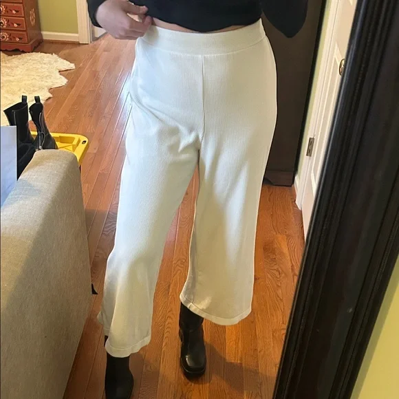 Adrianna Papell Cream Cropped Pants - Picture 1 of 4